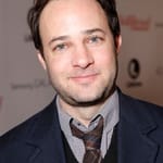 แดนนี่ สตรอง (Danny Strong)