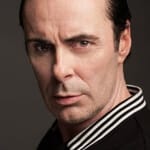 ดาร์เรน มัวร์ (Darren Moore)