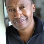 เดอโวโรซ์ ไวท์ (De'voreaux White)