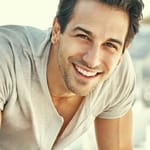 เดนิส อัคเดนิส (Deniz Akdeniz)