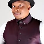 เดสมอนด์ ดูเบ (Desmond Dube)