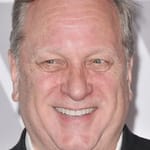 ดักลาส เอิร์บนสกี้ (Douglas Urbanski)