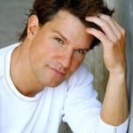 ดีแลน ว็อกซ์ (Dylan Vox)