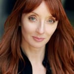 เอลิซาเบธ เบอร์ริงตัน (Elizabeth Berrington)