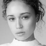 เอลลา-เรย์ สมิธ (Ella-Rae Smith)