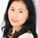 เอมิ ชิโนฮาระ (Emi Shinohara)