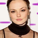 เอมิลี่ มีด (Emily Meade)
