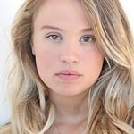 เอวี่ ทอมป์สัน (Evie Thompson)