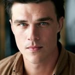 ฟินน์ วิททร็อค (Finn Wittrock)