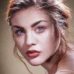 ฟรานเซส บีน โคเบน (Frances Bean Cobain)