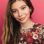 เจเนวีฟ ฮันเนเลียส (Genevieve Hannelius)