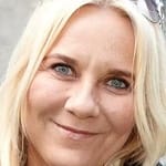 เฮลเล่ ดอเลอริส (Helle Dolleris)