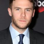 เอียน เดอ แคสเท็คเกอร์ (Iain De Caestecker)