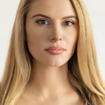 แจ็กกี้ มัวร์ (Jackie Moore)