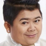 เจริญพร อ่อนละมัย (Jaroenporn Onlamai)