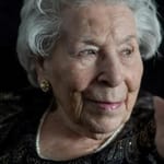 ฌานเน็ตต์ ชาร์ลส์ (Jeannette Charles)