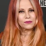 เจนนิเฟอร์ ฟินช์ (Jennifer Finch)