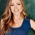 จูลี่ นาธานสัน (Julie Nathanson)