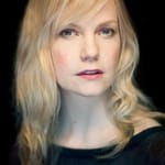 ลอร่า แฮร์ริส (Laura Harris)