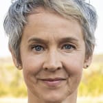 ลอร่า เคิร์ก (Laura Kirk)