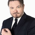 ลี ท็อคการ์ (Lee Tockar)