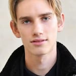 เลวอน ฮอว์ค (Levon Hawke)