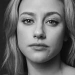 ลิลี่ ไรน์ฮาร์ท (Lili Reinhart)