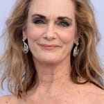 ลิซ่า เอเมรี่ (Lisa Emery)