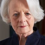 ลอเร สเตฟาเน็ก (Lore Stefanek)