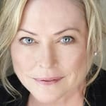 ลอรี ฮัลเลียร์ (Lori Hallier)