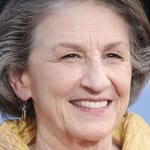 ลอร์น่า เรเวอร์ (Lorna Raver)