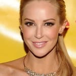 หลุยส์ ลินตัน (Louise Linton)