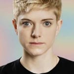 เมมาร์ติน (Mae Martin)