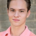 มาร์ค แอล ยัง (Mark L. Young)