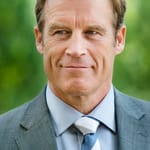 มาร์ค วัลเลย์ (Mark Valley)