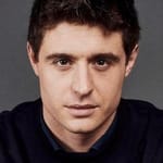 แม็กซ์ ไอรอนส์ (Max Irons)