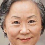 มีวา อาลาน่า ลี (MeeWha Alana Lee)