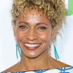 มิเชลล์ เฮิร์ด (Michelle Hurd)
