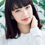 นานะ โคมัตสึ (Nana Komatsu)