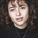 นิน่า บลูมการ์เดน (Nina Bloomgarden)