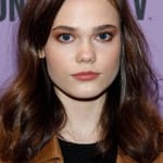 อูน่า ลอเรนซ์ (Oona Laurence)