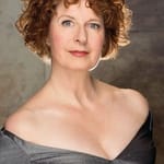 พอลล่า พลัม (Paula Plum)