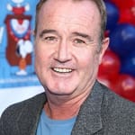 ปีเตอร์ ร็อบบินส์ (Peter Robbins)