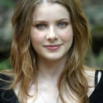เรเชล เฮิร์ด-วูด (Rachel Hurd-Wood)