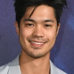 รอสส์ บัตเลอร์ (Ross Butler)