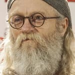 รัสเซลล์ ฮอดจ์กินสัน (Russell Hodgkinson)