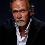 แซม เฮนนิ่งส์ (Sam Hennings)