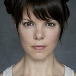 ซาร่าห์ เจน พ็อตส์ (Sarah-Jane Potts)