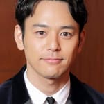 ซาโตชิ สึมาบุกิ (Satoshi Tsumabuki)