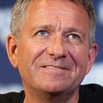 ฌอน เพิร์ทวี (Sean Pertwee)